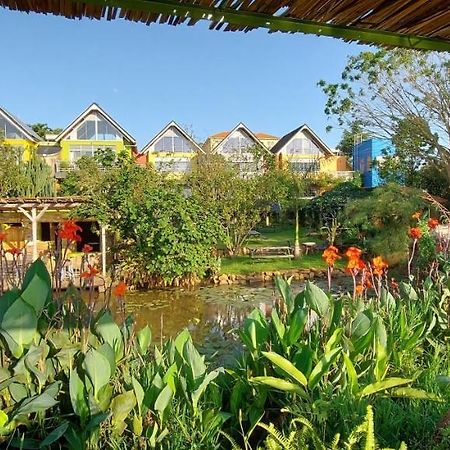 Yellow Haven Lodge Kampala Exterior photo